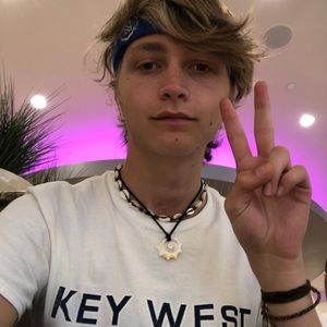 Meet your Posher, Eric